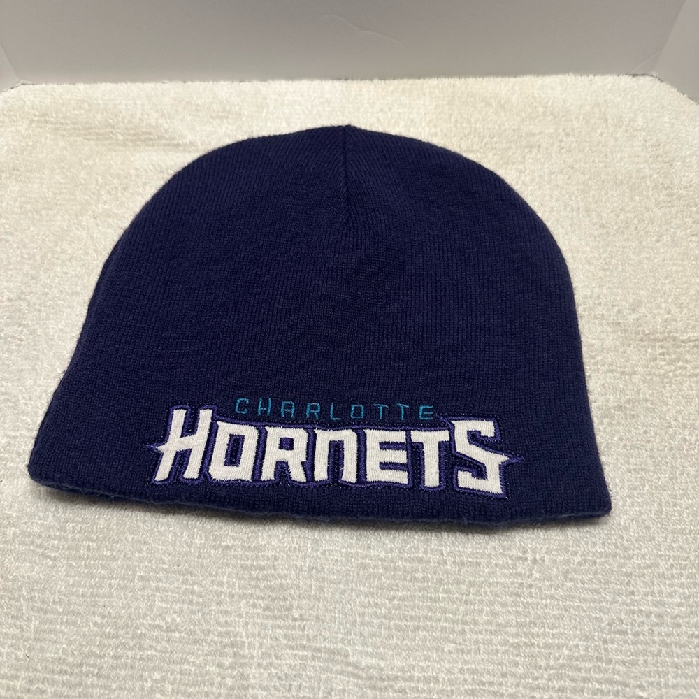 Mitchell & Ness Teal Beanie with Hornets Logo